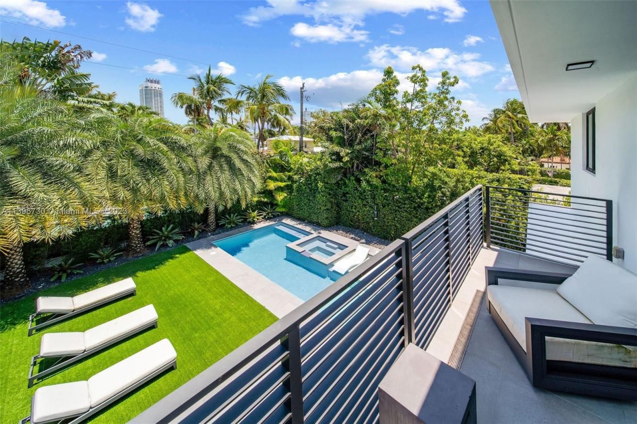 Villa in Miami, USA, 330 m² - picture 10