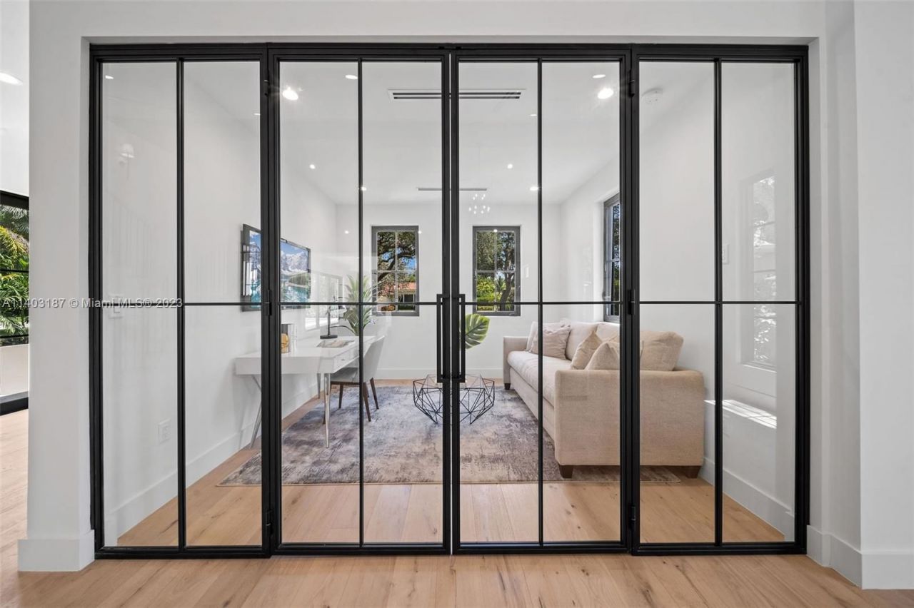 Villa in Miami, USA, 300 m² - picture 11