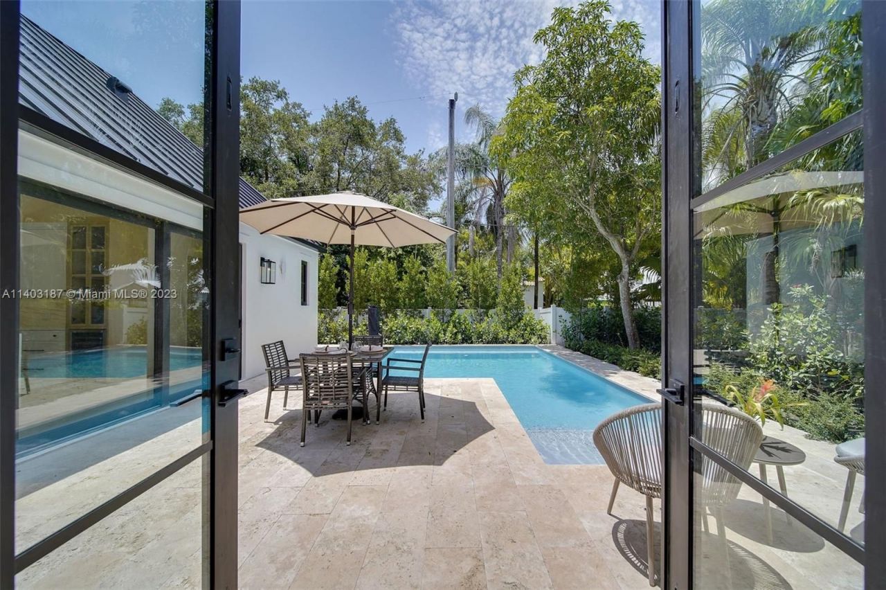 Villa in Miami, USA, 300 m² - picture 5