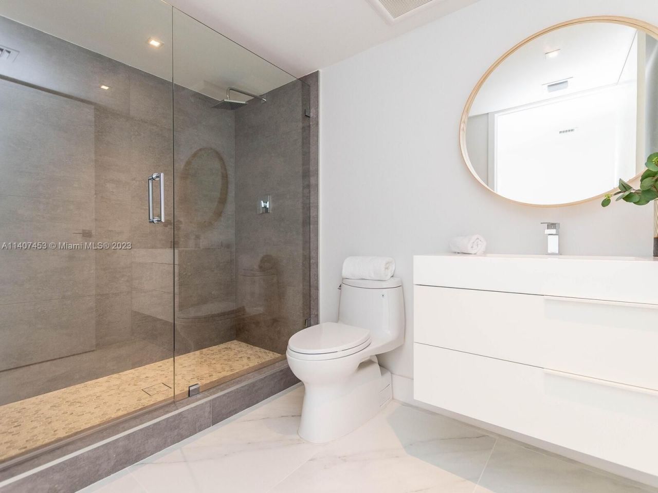 Townhouse in Miami, USA, 350 m² - picture 13