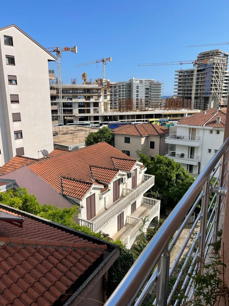 Flat in Budva, Montenegro, 65 m² - picture 2