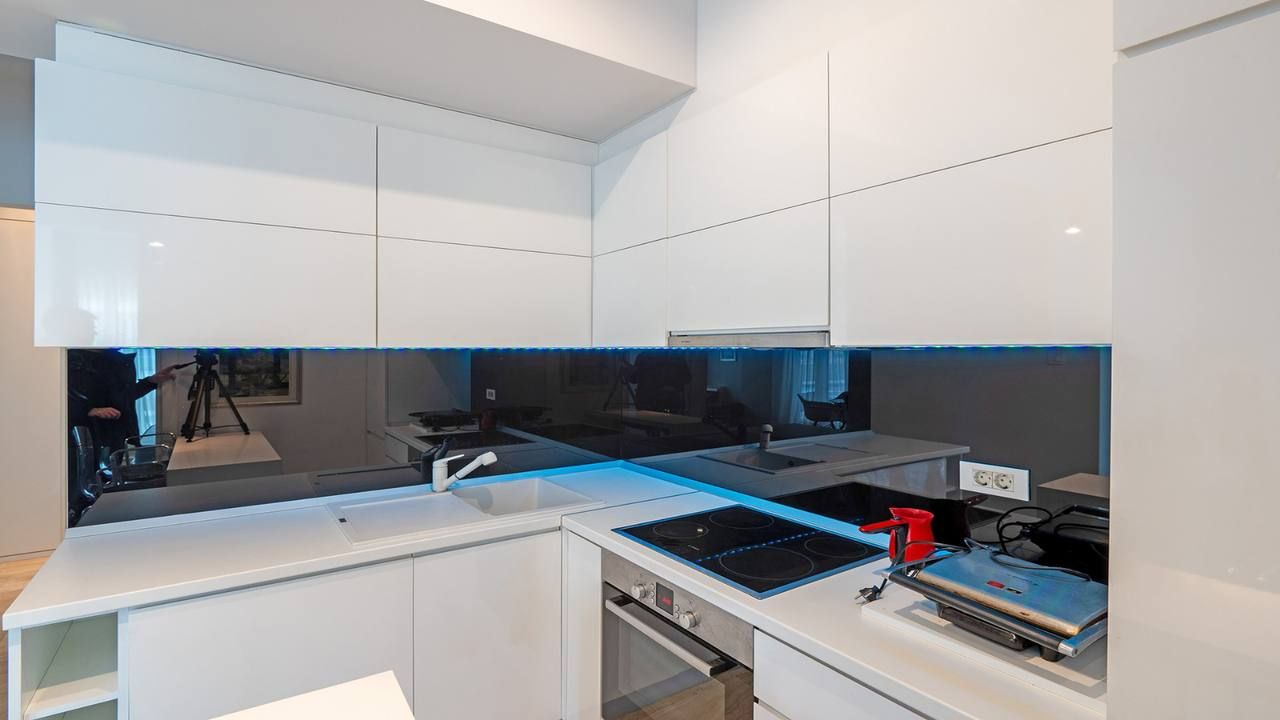 Piso en Budva, Montenegro, 89 m² - imagen 14