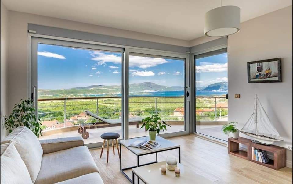 Flat in Tivat, Montenegro - picture 19