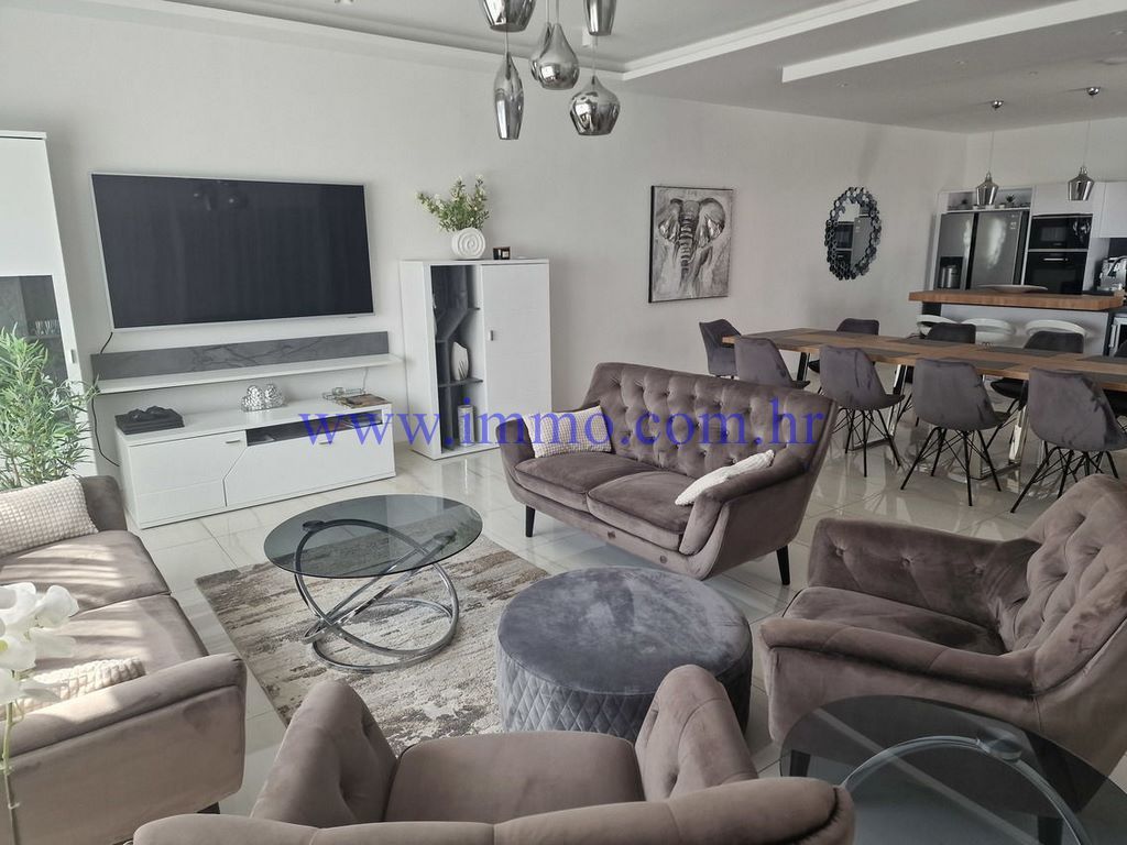 Villa a Spalato, Croazia, 350 m² - foto 12