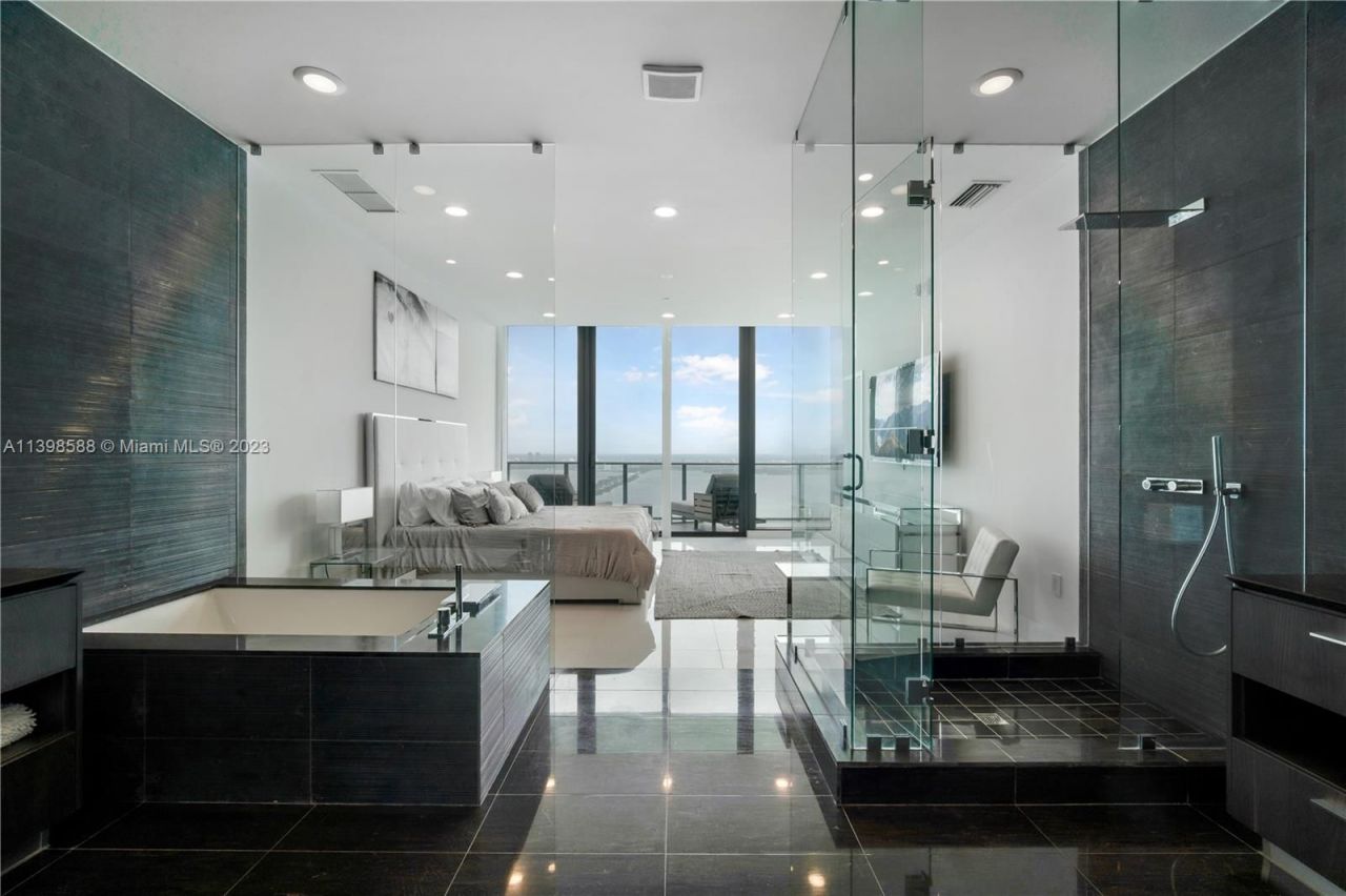 Ático en Miami, Estados Unidos, 300 m² - imagen 4