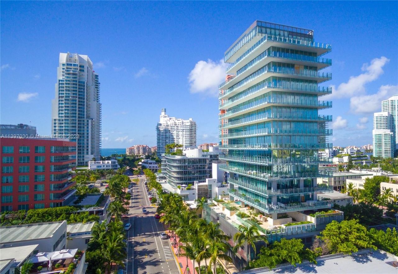 Apartamento en Miami, Estados Unidos, 180 m² - imagen 1