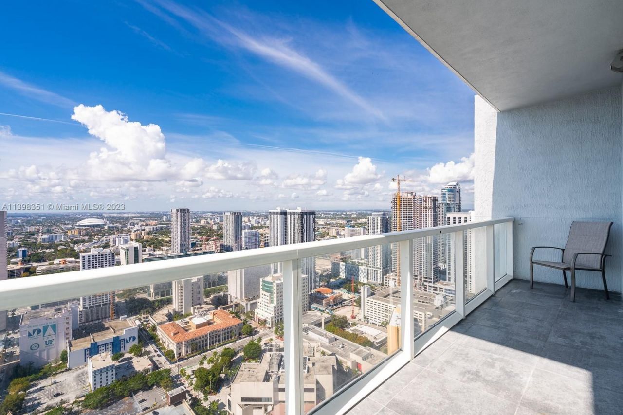 Ático en Miami, Estados Unidos, 300 m² - imagen 8