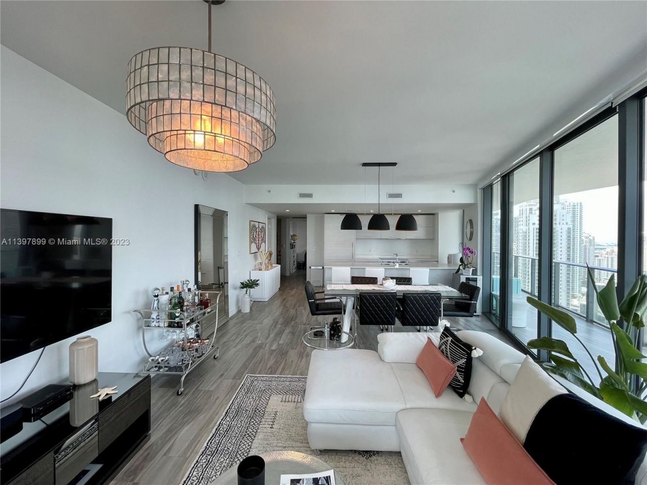 Flat in Miami, USA, 120 m² - picture 5
