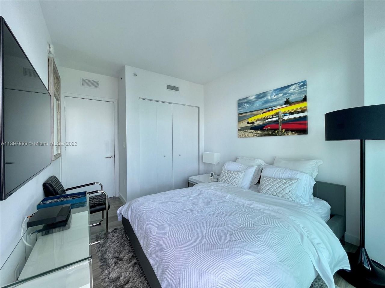 Flat in Miami, USA, 120 m² - picture 10