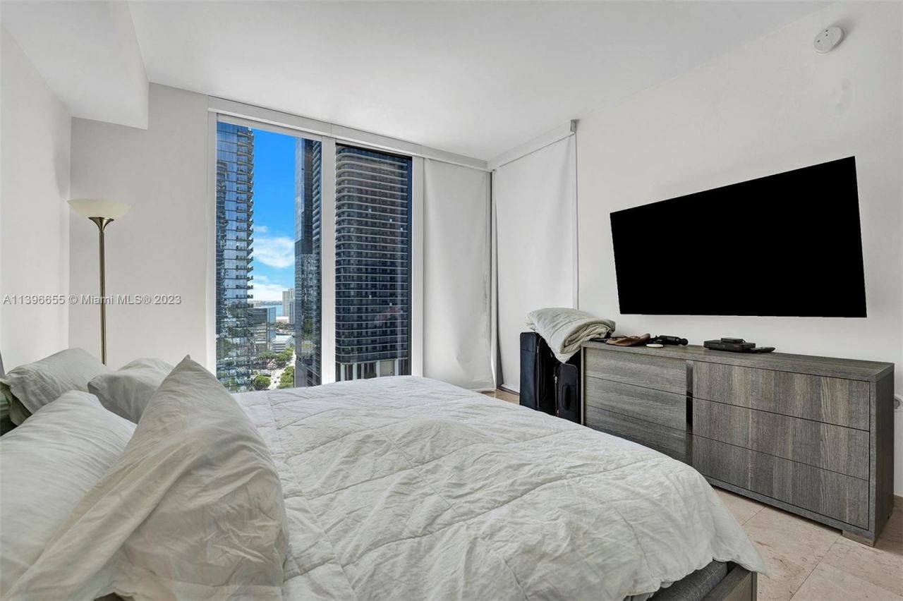 Piso en Miami, Estados Unidos, 120 m² - imagen 12