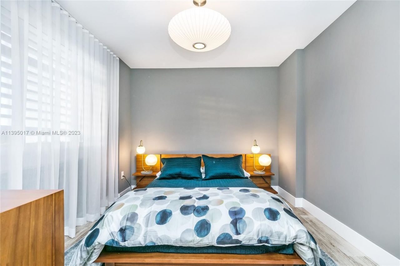 Piso en Miami, Estados Unidos, 120 m² - imagen 9