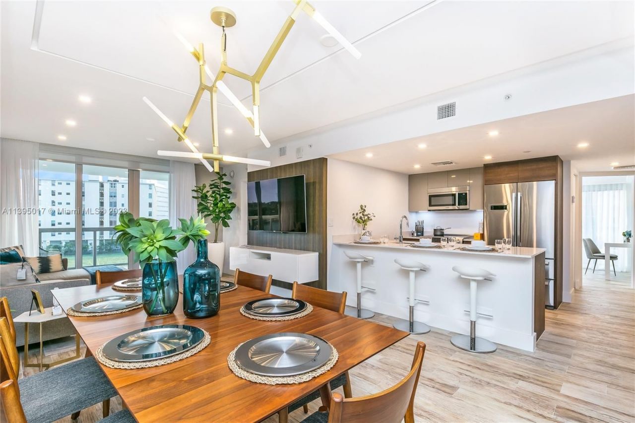 Piso en Miami, Estados Unidos, 120 m² - imagen 7