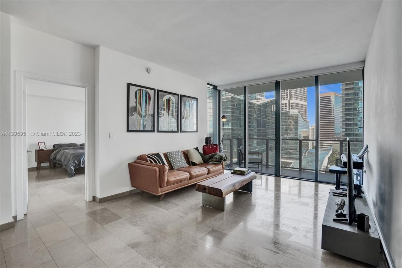 Piso en Miami, Estados Unidos, 120 m² - imagen 6