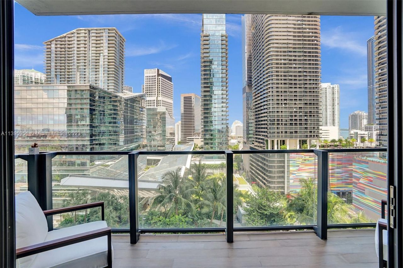 Piso en Miami, Estados Unidos, 120 m² - imagen 3