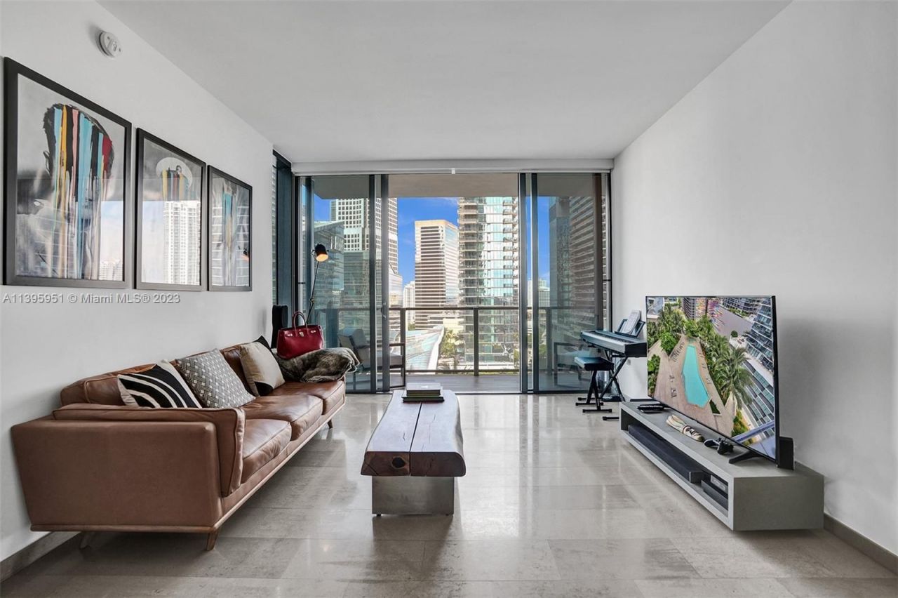 Piso en Miami, Estados Unidos, 120 m² - imagen 2