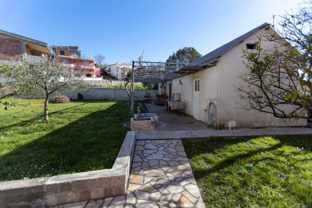 Maison au Bar, Monténégro, 300 m² - image 8