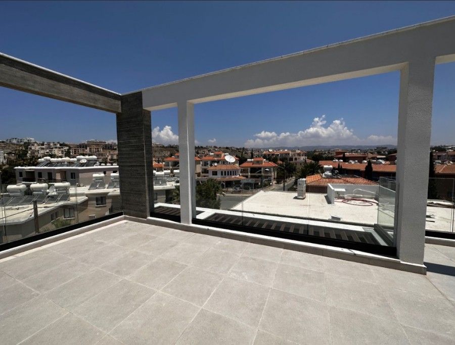 Penthouse in Paphos, Cyprus, 144 m² - picture 1