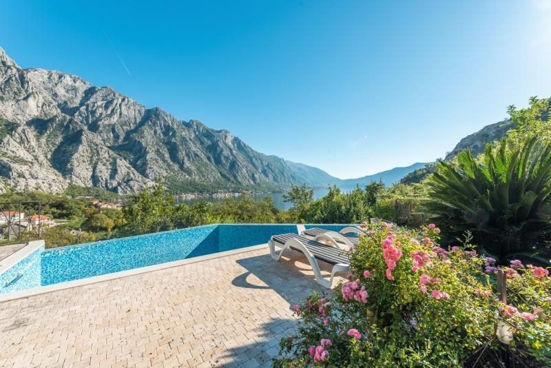 Flat in Orahovac, Montenegro, 148 m² - picture 3