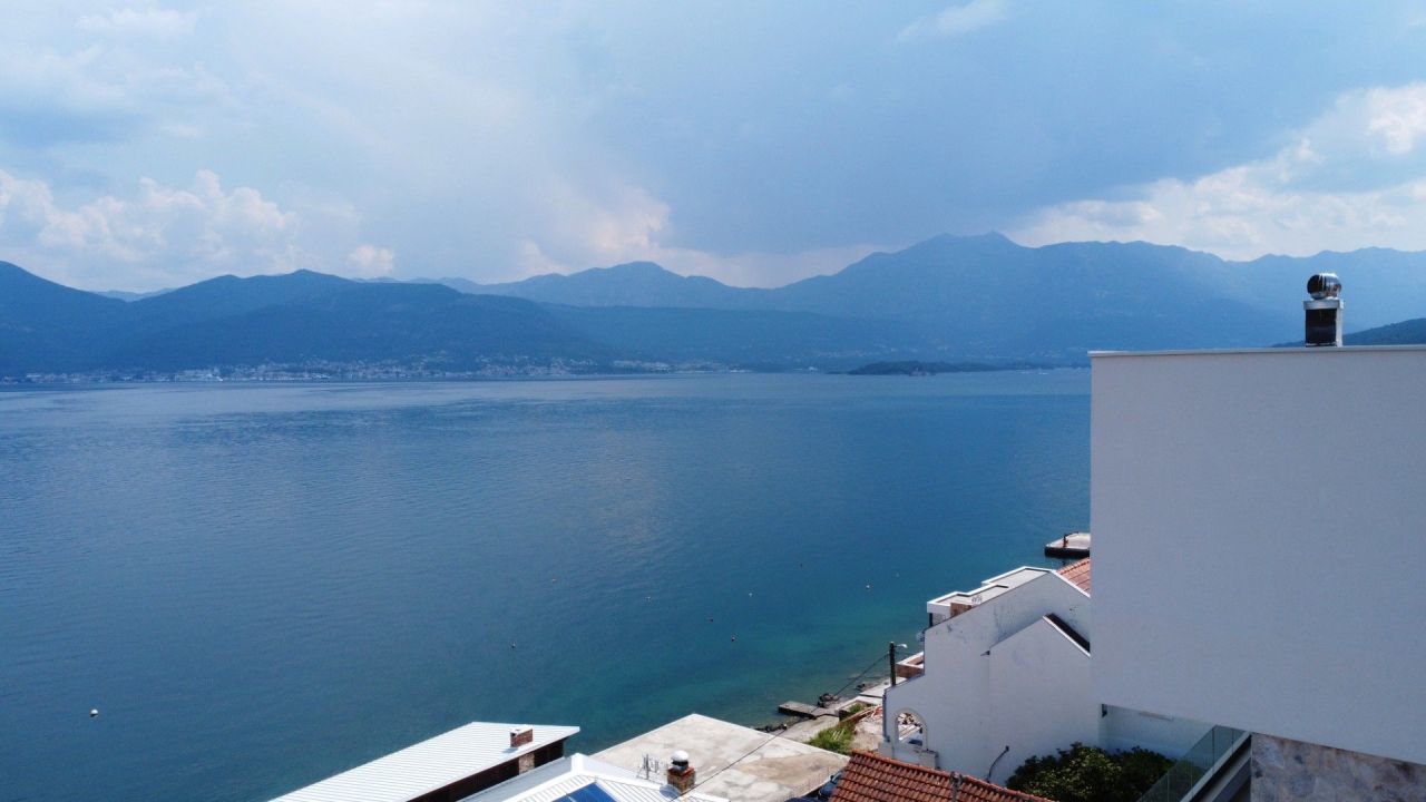 Villa in Krasici, Montenegro, 200 m² - picture 14