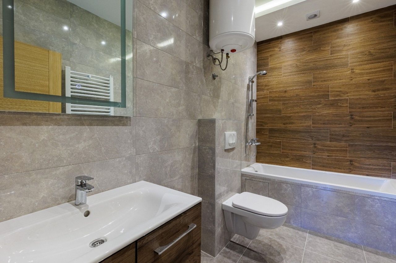 Villa in Krasici, Montenegro, 200 m² - picture 17