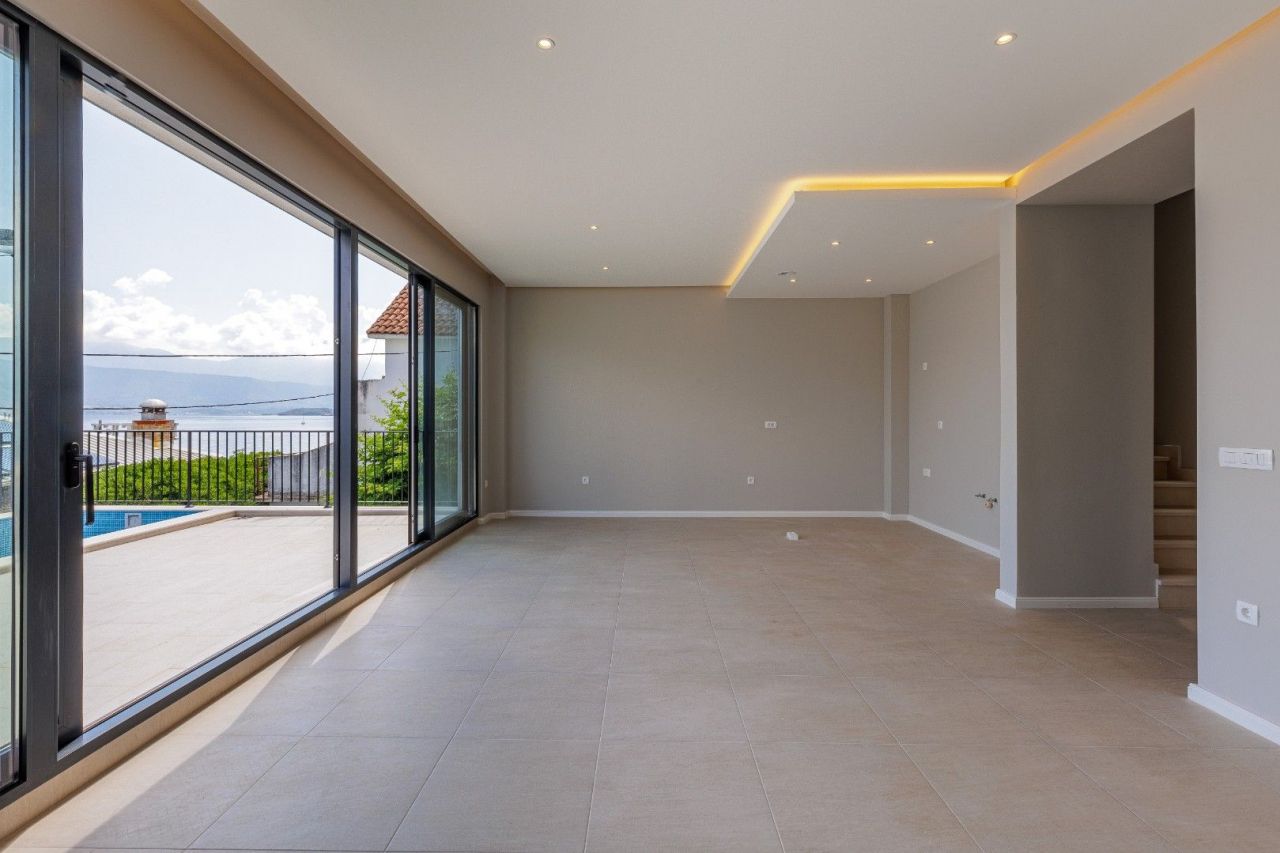 Villa in Krasici, Montenegro, 200 m² - picture 19