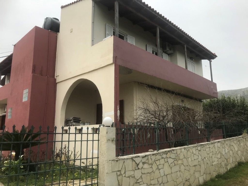 Maison à Héraklion, Grèce, 275 m² - image 1