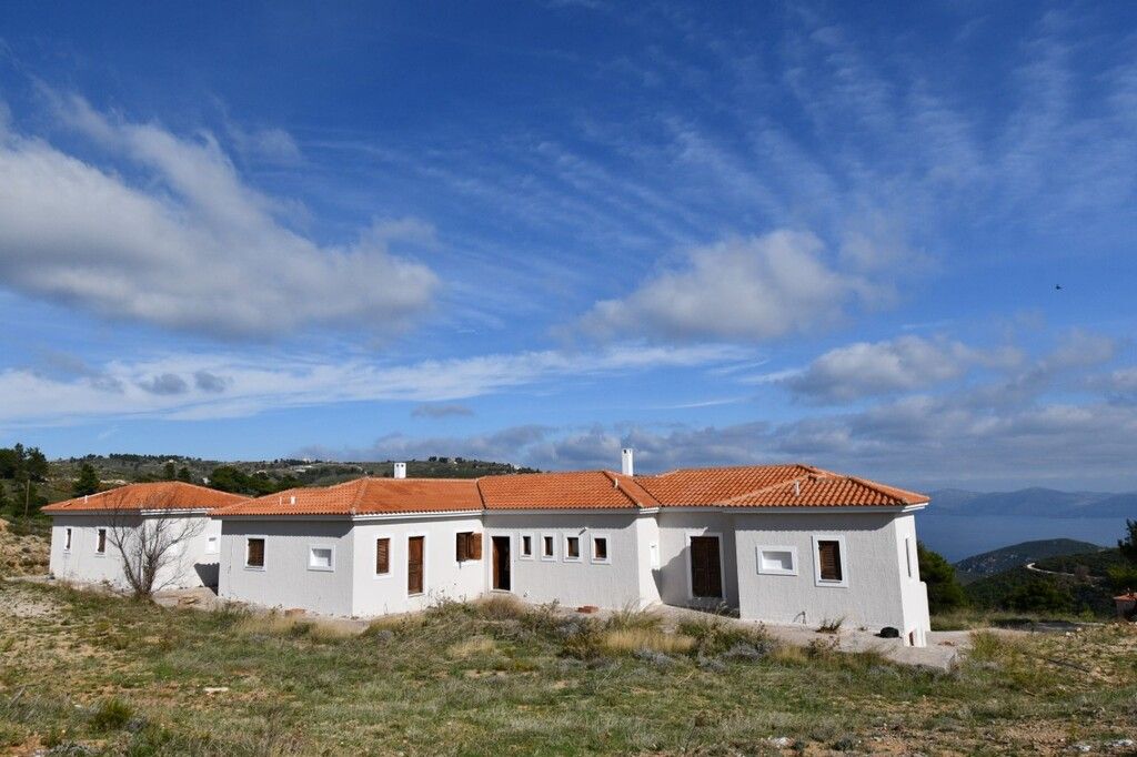 Haus in Agios Stefanos, Griechenland, 211 m² - Foto 1