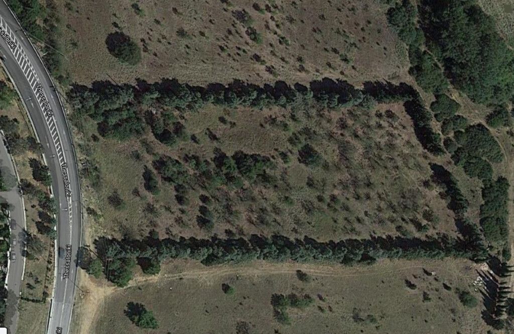 Terreno en Salónica, Grecia, 12 000 m² - imagen 1