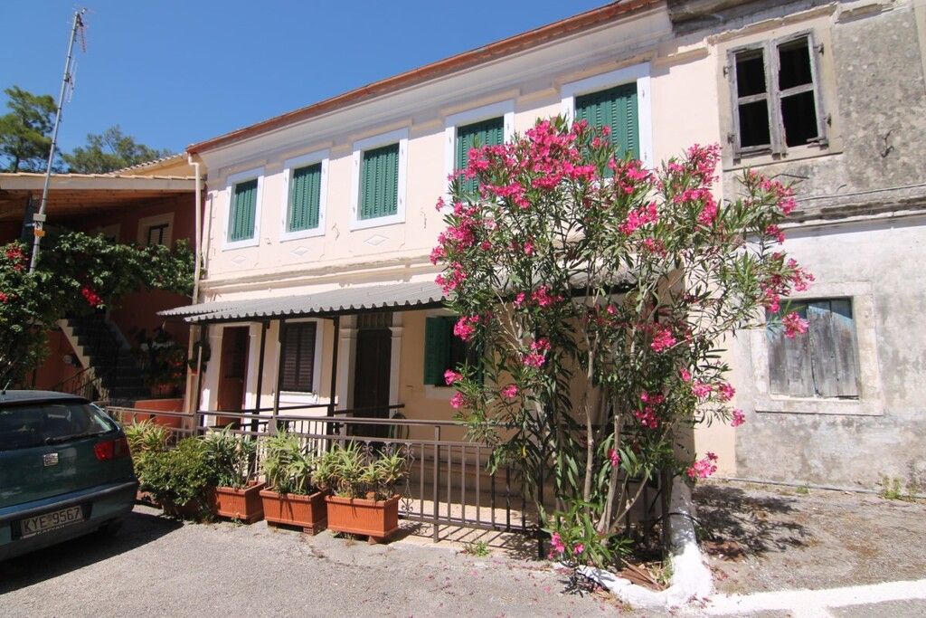 Maisonette in Corfu, Greece, 150 m² - picture 1