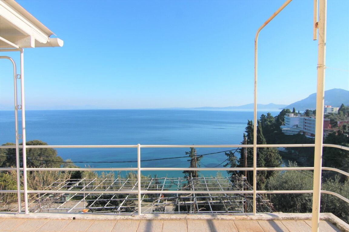 Maison à Corfou, Grèce, 110 m² - image 1