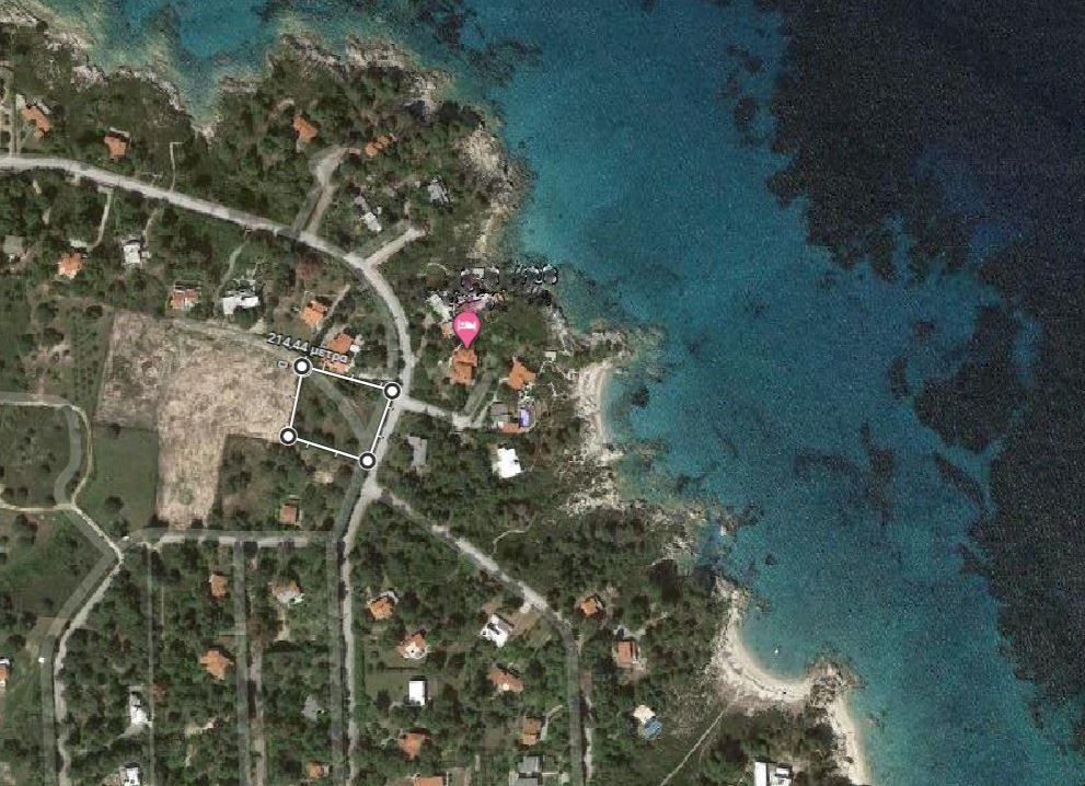 Land in Chalkidiki, Greece, 2 835 m² - picture 1