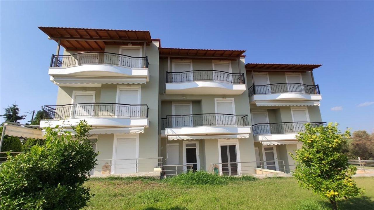 Maison en Chalcidique, Grèce, 360 m² - image 1