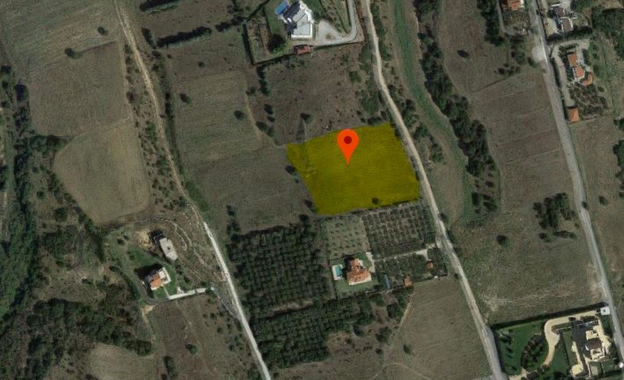 Grundstück in Thessaloniki, Griechenland, 6 300 m² - Foto 1