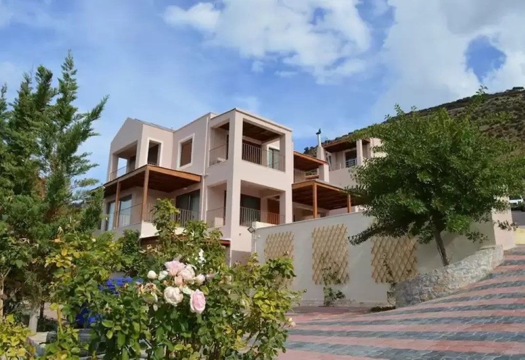 Villa in Heraklion, Griechenland, 335 m² - Foto 1