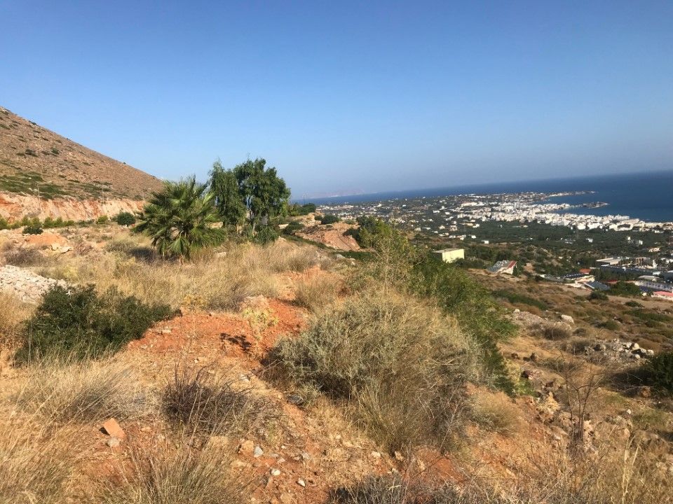 Terrain à Hersonissos, Grèce, 26 000 m² - image 1