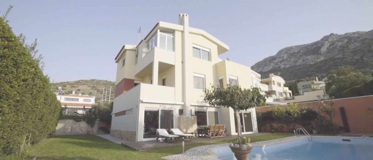 Villa in Saronida, Greece, 300 m² - picture 1