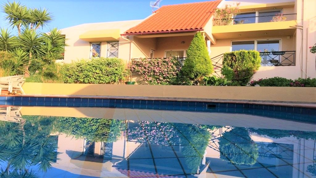Villa in Heraklion, Greece, 350 m² - picture 1