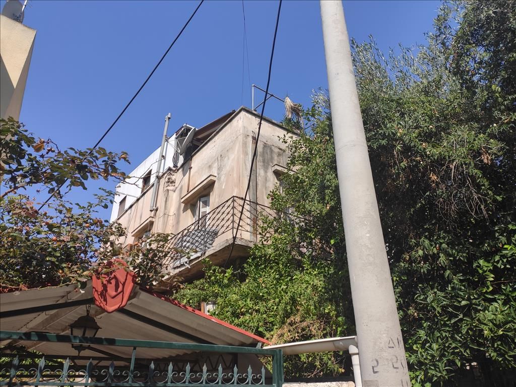 Land in Athens, Greece, 312 m² - picture 2