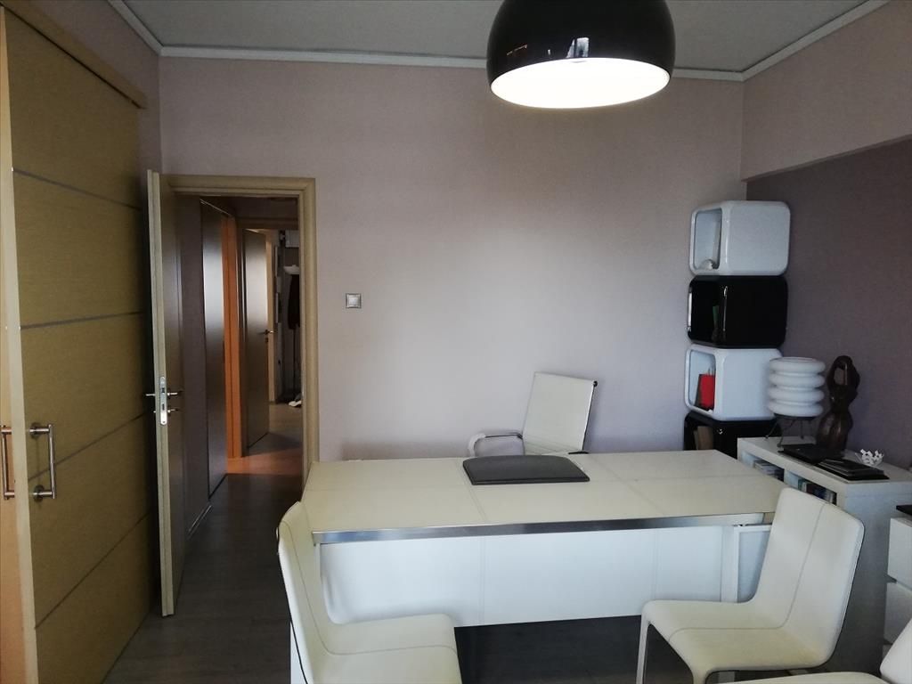 Piso en Atenas, Grecia, 76 m² - imagen 2