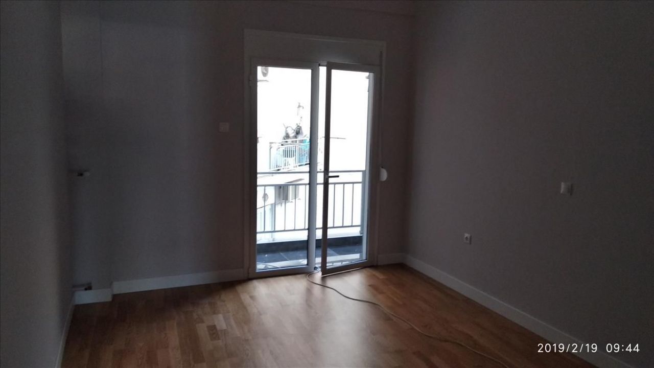 Piso en Atenas, Grecia, 90 m² - imagen 1