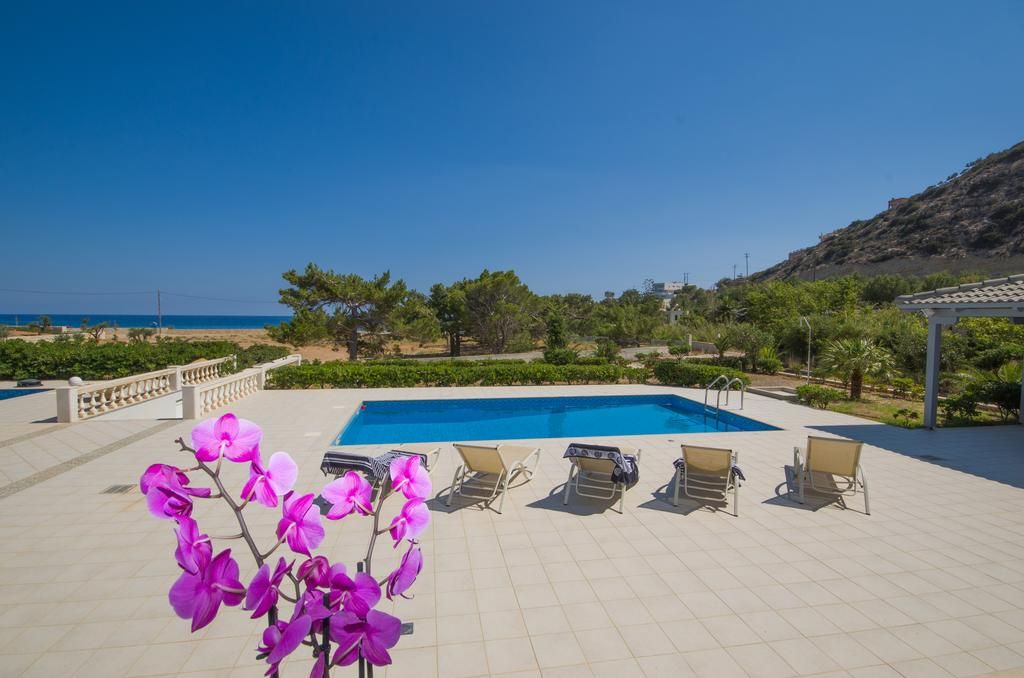 Villa en Ierápetra, Grecia, 200 m² - imagen 1