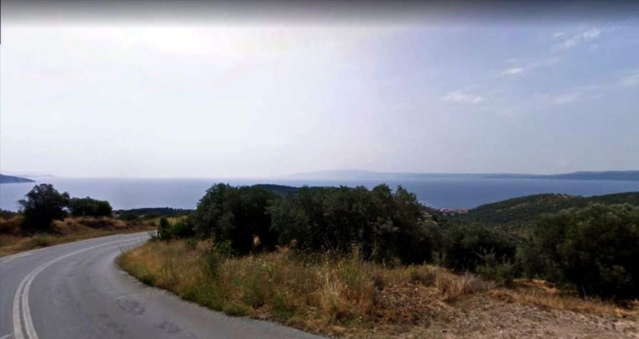 Grundstück in Chalkidiki, Griechenland, 15 000 m² - Foto 1