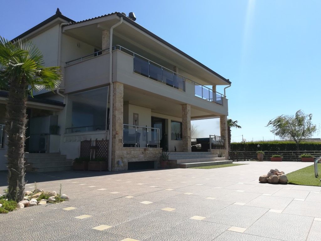 Villa en Chalcidique, Grèce, 420 m² - image 1