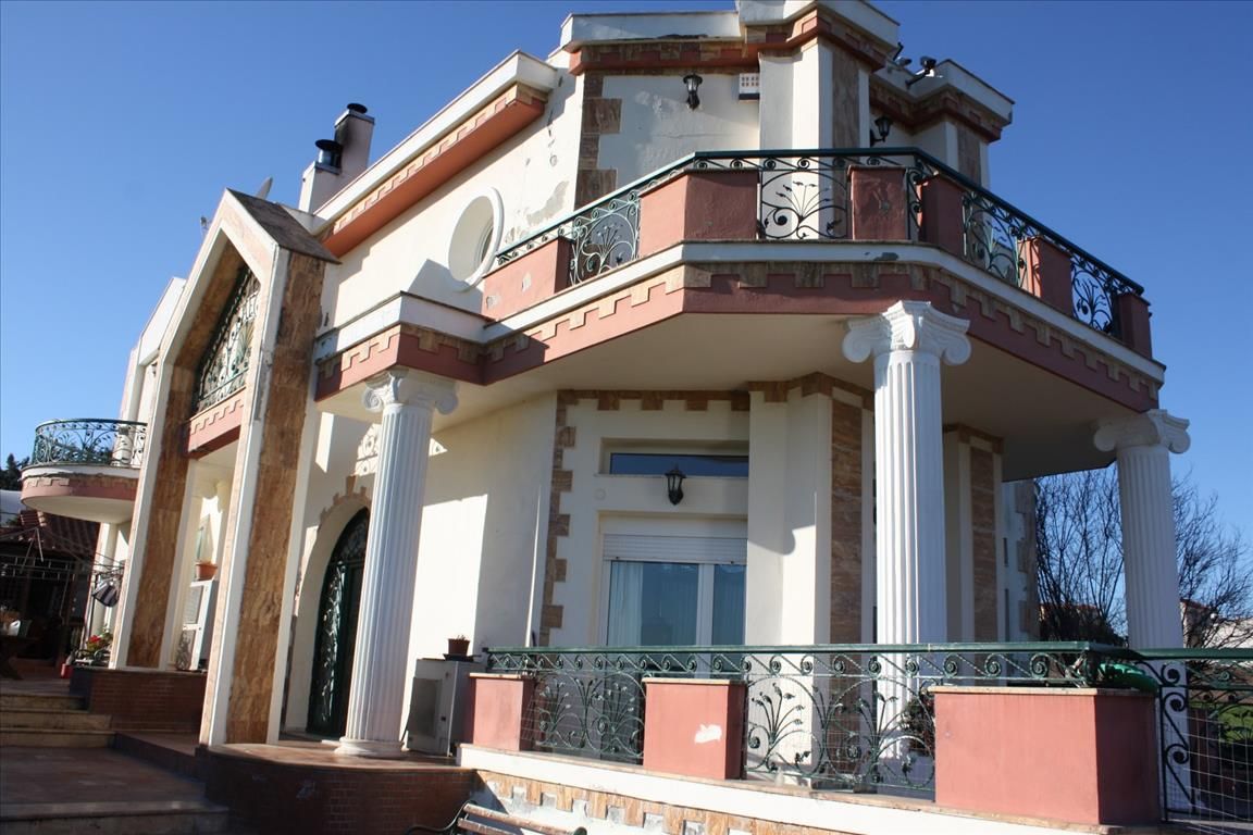 Villa in Thessaloniki, Greece, 300 m² - picture 1
