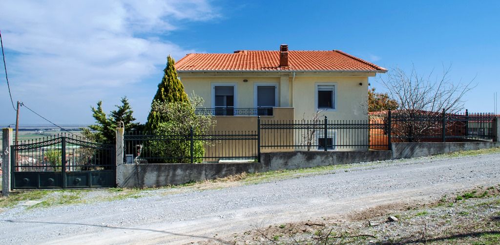Maison à Piérie, Grèce, 300 m² - image 1