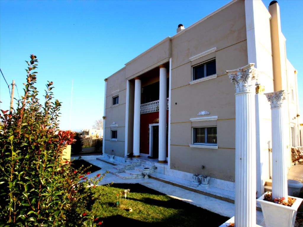 Villa en Nea Makri, Grecia, 300 m² - imagen 1