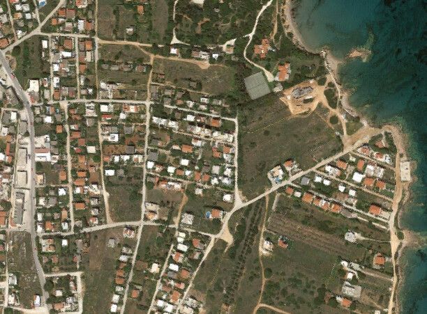 Terreno en Rafina, Grecia, 2 000 m² - imagen 1