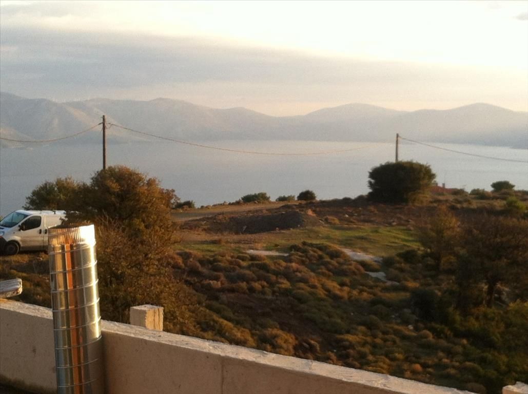 Maisonette in Agios Stefanos, Greece, 370 m² - picture 1