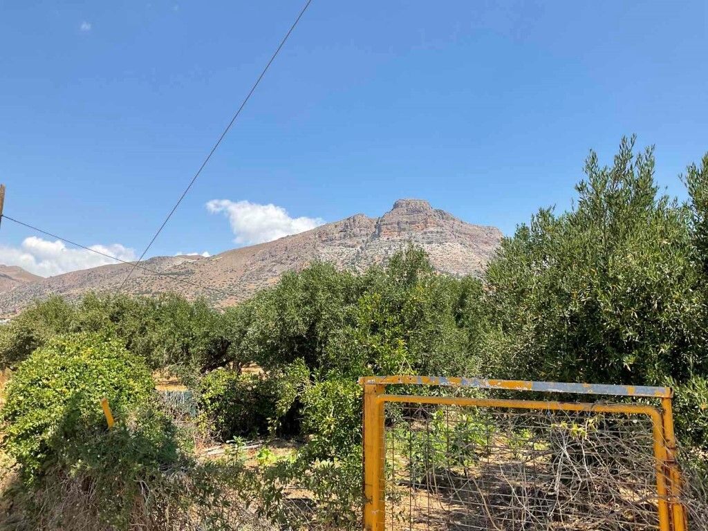 Terrain à Héraklion, Grèce, 5 600 m² - image 3