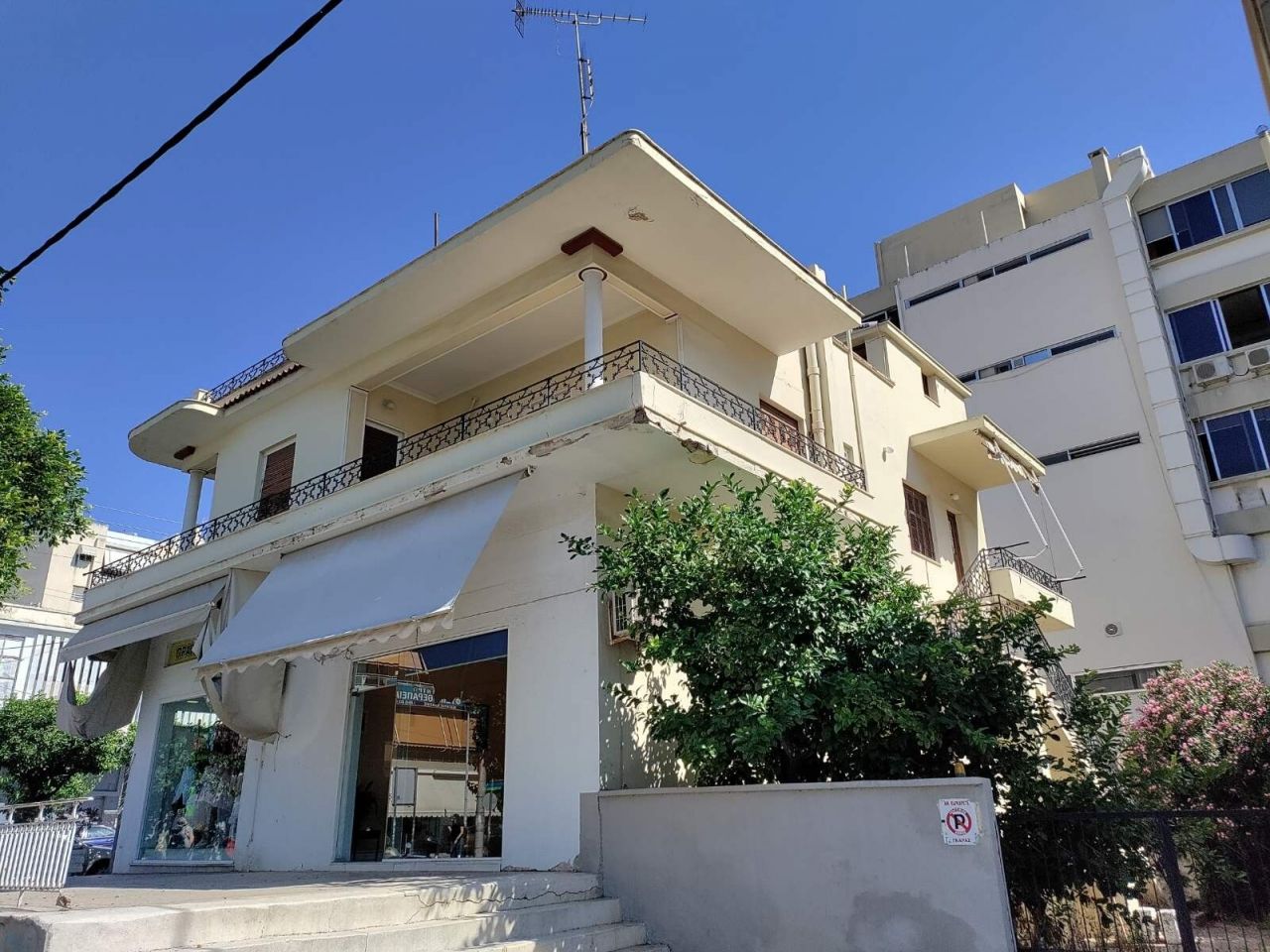 Flat in Athens, Greece, 820 m² - picture 3